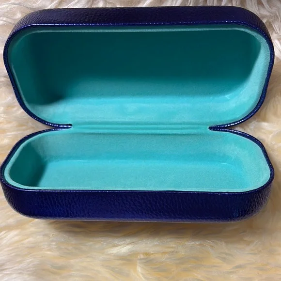 Kurt Geiger Metallic Blue Glasses Case NWOT - Picture 4 of 9